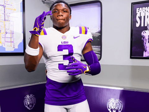 The Bengal Tiger's Shea Dixon has the latest scoop on LSU's push for 5-star WR Easton Royal, his new visit plans and more.